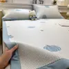 Juego de tres piezas de alfombrilla de enfriamiento de frijol de hielo de Etileno de Grado Materno e Infantil Clase A, Engrosado, Sábana Lavable a Máquina, Alfombrilla Suave, Colchón