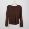 Camiseta base Feiyuan macia e amiga da pele, confortável, com corte justo, para mulheres, nova moda outono e inverno, cor sólida versátil, top interno com gola U