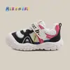 Sapatos para Bebês e Crianças Pequenas 2026 Primavera e Outono Sapatos de Malha Respirável Tênis Esportivo para Meninas Sola Macia Sapatos Casuais para Bebês Meninos 1-3 Anos