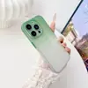 Capa de Celular Fosca Degradê de Verão Adequada para Iphone17Promax Apple 16/15 Capa Macia de TPU Totalmente Envolvente Anti-Queda