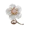 Broche, Corsage de Nicho de Alto Padrão, Luxo Acessível, Flor de Concha, Alfinete de Roupa, Fivela de Lenço de Seda, Acessórios de Casaco com Pérolas Atacado