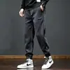 Pantalones deportivos tipo jogger de pana para hombre, estilo Hong Kong, nuevos para otoño e invierno, con forro polar y engrosados, pantalones largos casuales versátiles