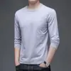 Camiseta Masculina de Manga Longa para Outono Gola Redonda Camada Base Slim Fit Top Masculino Tamanho Grande Tendência