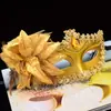 Máscara de Halloween para adultos, máscara para niñas y mujeres, accesorios de disfraces, retro, luminosa, de media cara, para fiestas, bailes de graduación y bares.