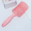 Peine Curvo Grande Peine para Peinar Cabello Esponjoso Mismo Estilo de Tiktok Peine de Paleta Curvo de Dientes Anchos para Cabello Rizado Venta al por Mayor