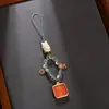 Novo Estilo Chinês Tendência Nacional Talismã Tai Sui Corrente de Celular Chaveiro para Pendurar no Carro Estilo Étnico Pingente de Vidro Colorido Moderno e Versátil