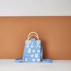 Bolso cruzado para el hombro, Bolso de mano con un toque de alta gama, Bolso de nicho versátil inspirado en la dopamina para teléfono, Bolso de punto de dibujos animados nuevo