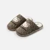 Pantuflas de algodón auténticas de Hello Kitty, zapatillas de algodón para el hogar con dibujos animados, silenciosas, antideslizantes, cálidas, pantuflas de felpa de invierno