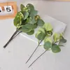 Galhos Curtos de Eucalipto Artificial com Frutos Folhas de Dinheiro DIY Planta Artificial Única Nórdica Folhas de Eucalipto Atacado