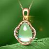 Jin Jiahua Grape Green Stone Pingente Colar Incrustado com Cristal Mei Jade Qingxin Jovem Colar de Esmeralda Quente e Completa