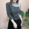 Camisa base de terciopelo de doble cara con cuello semi-alto, combinación de colores, efecto de dos piezas, moda elegante, interior, nueva prenda de invierno de manga larga para mujer