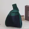 Inventario procesamiento de bajo costo en toda la cancha versión japonesa y coreana de bolso de mano casual de todas las combinaciones bolso de mano de celebridad de Internet para mujer tejido