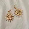 Brincos de sol de metal estilo garota popular, presilhas de ouvido de design vintage nichado, doces e descolados, acessórios únicos e de alta qualidade