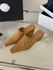 2026 Nuevas Zapatillas de Plataforma de Cuña Retro de Moda con Punta Cerrada para Mujer Mocasines de Punta Aguda sin Cierre Zapatos de Mujer de Tacón Medio Cómodos para los Pies
