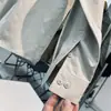 Versión Japonesa Etiqueta Morada Alternativa Asequible Unisex Estilo Montaña para Exteriores Resistente a los Arañazos, Resistente al Desgaste, de Secado Rápido, Repelente al Agua Camisa Holgada de Manga Larga