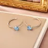 Pendientes de botón de circonita en forma de corazón súper brillantes, a la moda y elegantes, diseño de nicho, personalidad, versátiles, pendientes de aro lisos, pendientes versátiles exquisitos
