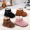 Botas de Neve Infantis Meninas Inverno 2026 Novas Meninos Grossas Quentes Sapatos Grandes de Algodão Impermeáveis Botas Curtas para Bebê com Plus Fleece