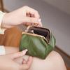 Monedero retro con clip nuevo 2023 transfronterizo, PU color sólido, para todo, bolsa para guardar monedas, pequeño, portátil, llavero