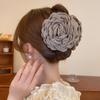 Pinza para el pelo con flor de rosa tridimensional caro francesa de alto nivel con temperamento europeo y americano flor de cabeza pinza de tiburón para la parte posterior de la cabeza