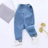 Calça Jeans Strappy Bebê Macio Estilo Coreano Calça para Bebês Homens e Mulheres Jeans para Crianças Abertos Primavera e Outono