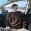 Suéter marrón de cuello redondo para hombre, nuevo jersey casual de manga larga para primavera/otoño, top de punto de estilo holgado y relajado, moderno