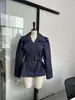 Elegante Jaqueta Curta de Cor Sólida Estilo Britânico com Cinto Trench Coat Moda Feminina Transfronteiriça para Férias de Primavera e Outono 2026