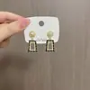 Pendientes Cuadrados Geométricos de Perlas Exquisitos Estilo Retro Francés Chanel Moda Lujo Ligero Sentido de Gama Alta Accesorios Explosivos para Orejas para Mujeres