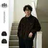 Coleção primavera e outono ButterTiger: jaqueta estilosa e retrô de camurça com um visual descolado e ousado, apresentando gola alta e um design inspirado em roupas de trabalho, modelo JK90