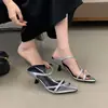 2026 Nuevo Estilo Sandalias Romanas Elegantes de Tira Cruzada Francesa con Punta Abierta y Tacón Alto para Mujer