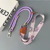Bolsa Transversal Colorida Dopamina com Alça de Ombro Multifuncional Três em Um Design de Nicho Alça de Câmera Cordão Longo para Celular