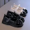 Zapatos de Cuero para Niñas 2026 Nueva Colección Primavera y Otoño Suela Blanda Elegantes Estilo Pequeña Chanel Zapatos de Princesa Simples Cómodos Versátiles Zapatos Casuales