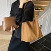 Bolsa Retro de Luxo Feminina Outono e Inverno 2025 Popular Super Quente Bolsa de Ombro em Camurça Bolsa Tote de Grande Capacidade