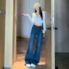 Calça jeans feminina levemente flare, novo estilo outono 2026, azul retrô, super popular, que cobre o quadril, elástica, calça flare que afina