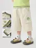 Pantalones Cortos de Algodón Puro para Niños de Seis Puntos Pantalones Cortos de Verano 2026 Ropa Nueva para Niños Pantalones de Verano para Niños Pequeños Modernos