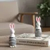 Moderno Simple Creativo Artesanía de Madera Rayas Conejo Adornos de Animales Creativo Artesanías para Mueble de TV Adornos para Botellero