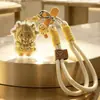 Venta Caliente Año del Cordero Tener Dinero para Gastar Llavero Dorado Oro Puro 999 Correa para Teléfono Colgante de Bolso Empaque de Caja de Regalo Regalo para Conducir