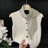 Lenço de design nicho estilo japonês com padrão de grade fina, lenço de seda decorativo, gravata borboleta pequena, lenço versátil estilo floresta da moda feminina de primavera