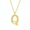 Comercio exterior transfronterizo popular collar de 26 letras colgante de acero de titanio moda europea y americana cadena de clavícula simple venta al por mayor de joyería de fábrica