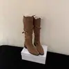 Botas largas de ajuste ceñido, de caña alta, para otoño/invierno, de nicho, con tacón grueso, para mujer, diseño 2026, con detalle de hebilla de cinturón, estilo francés, nuevas botas de jinete