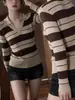 Suéter Malha Tricô Bloco de Cores Listrado Retro Americano Falso Duas Peças para Mulheres Outono Inicial Chique Decote V Slim Fit Ombro Normal Versátil