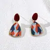 Brincos Vermelhos Estilo Retro Hong Kong Galvanizados, Elegantes Brincos de Ano Novo Francês para Mulheres, Brincos de Liga de Pérola de Alta Qualidade