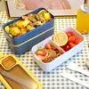 Liquidación al por mayor Caja de almuerzo de plástico Compartimento simple Grado alimenticio con caja para salsa Doble capa Caja de almuerzo Se puede calentar en horno de microondas