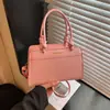 Bolsa de Mão Casual Estilo Coreano para Mulheres 2026 Nova Bolsa Quadrada Pequena Elegante e Estilosa Bolsa Transversal Texturizada com Design Único