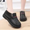 Botas de Neve de Moda Nova de Inverno com Forro de Lã, Espessadas para Aquecimento, Couro Impermeável Slip-On Sapatos de Algodão com Solado Macio para Mulheres