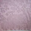 Nueva Tela Jacquard de Poliéster-Algodón Estilo Chino con Diseño Floral de Cinco Hojas, Presentando Flores Tridimensionales, Adecuada para Qipao, Hanfu y Ropa Tradicional, Disponible en Stock