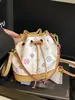 Bolso de Alta Gama Transfronterizo para Presbicia Mujer 2025 Nuevo Súper Popular Bolso Cubo para Presbicia Versátil Bolso de Hombro Cruzado