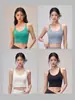 Ropa de yoga para mujer, chaleco deportivo de moda con almohadillas fijas en el pecho, diseño de espalda de mariposa, espalda cruzada en forma de Y, tirantes finos