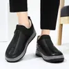 Nova coleção de inverno de sapatos casuais masculinos para atividades ao ar livre, confortáveis e quentes, com design slip-on, forro de fleece e solas espessas - perfeitos para pais. Disponível para drop shipping