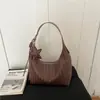 Bolsa de Axila Tendência de Nicho Bolsa de Mão para o Dia a Dia para Mulheres 2026 Novo Estilo Simples Retrô Bolsa de Palha Versátil Bolsa de Ombro