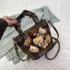 Bolsa de Lã de Nicho Super Popular para Mulheres 2026 Nova Bolsa Transversal Versátil de Outono e Inverno Bolsa de Mão Fashionable Bolsa de Balde Xadrez